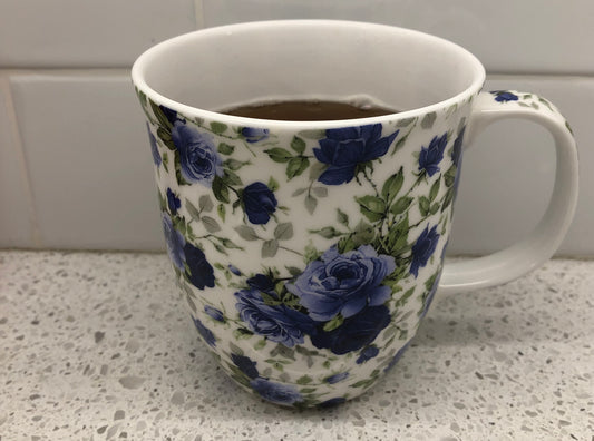 Chintz 'Dark Blue Roses' Java Mug